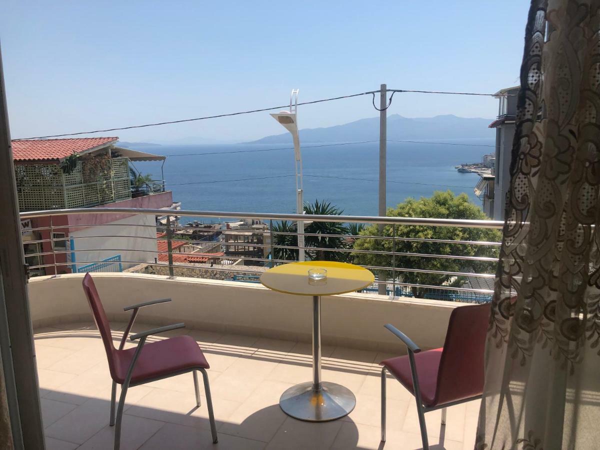 Xhulio Apartments Sarande Exterior photo
